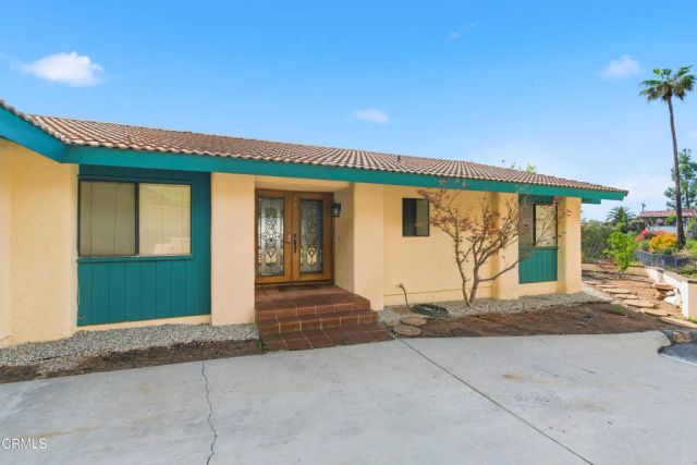 3825 Skycrest Drive, Pasadena, CA 91107