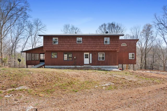 381 Studer Rd, Manchester, TN 37355