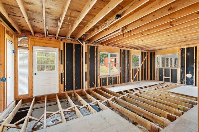 381 Studer Rd, Manchester, TN 37355