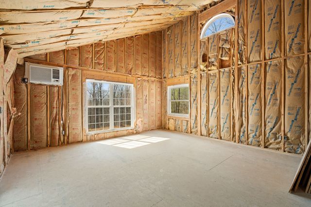 381 Studer Rd, Manchester, TN 37355