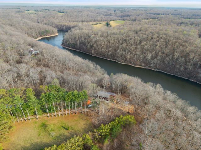 381 Studer Rd, Manchester, TN 37355