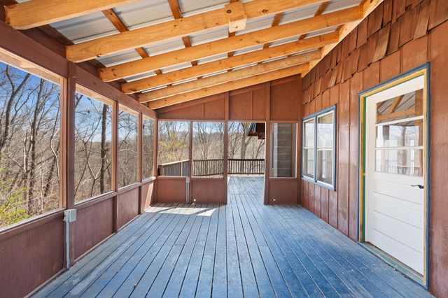 381 Studer Rd, Manchester, TN 37355