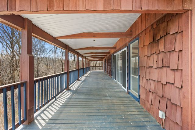 381 Studer Rd, Manchester, TN 37355