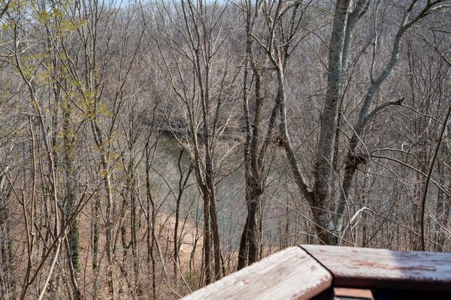 381 Studer Rd, Manchester, TN 37355