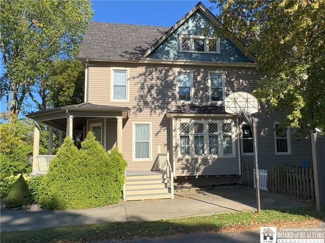 15 East Fifth Street, Dunkirk, NY 14048