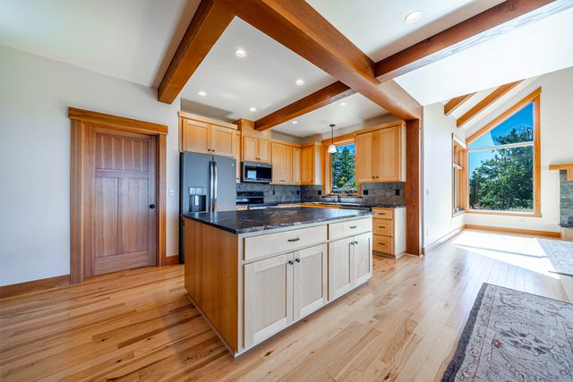 1940 Soda Mountain Road, Ashland, OR 97520