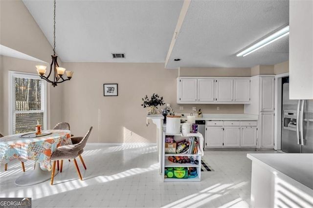 111 Overlook Heights Way, Stockbridge, GA 30281