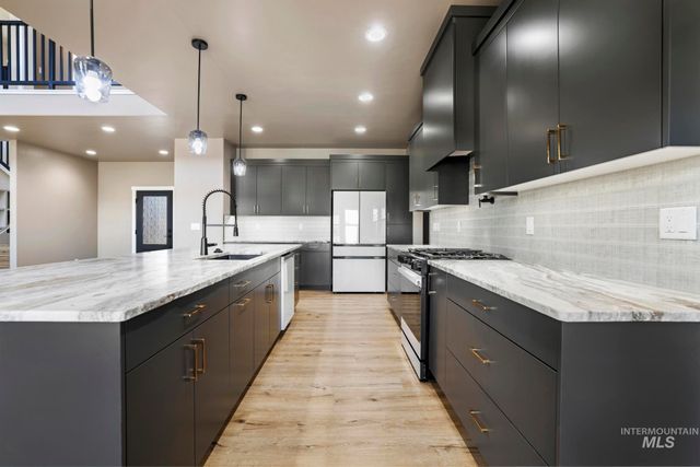 1580 Mary Alice Lake Way, Twin Falls, ID 83301