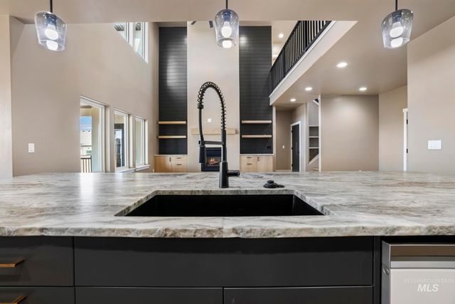 1580 Mary Alice Lake Way, Twin Falls, ID 83301