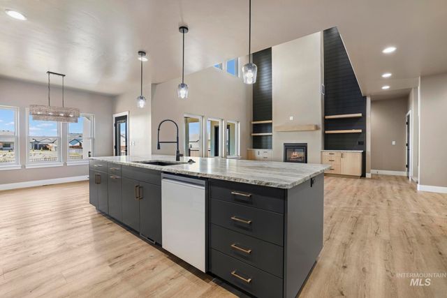 1580 Mary Alice Lake Way, Twin Falls, ID 83301