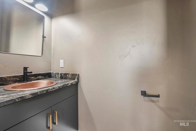 1580 Mary Alice Lake Way, Twin Falls, ID 83301