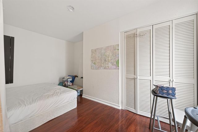 11311 Harwin Drive 10, Houston, TX 77072