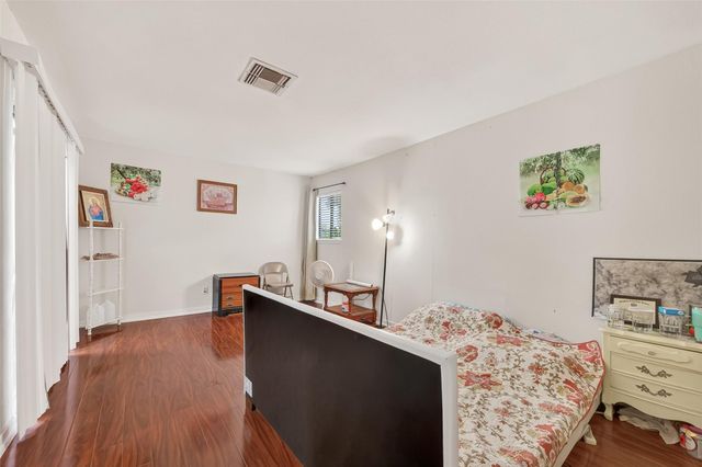 11311 Harwin Drive 10, Houston, TX 77072