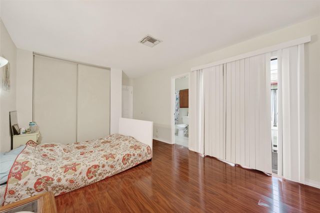 11311 Harwin Drive 10, Houston, TX 77072