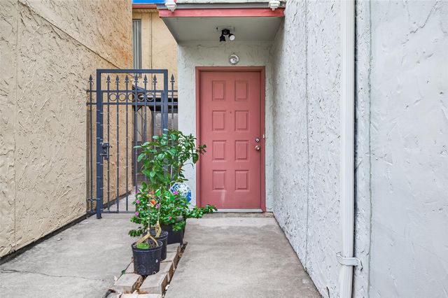 11311 Harwin Drive 10, Houston, TX 77072