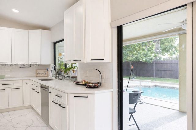 20888 Sugarloaf Ln, Boca Raton, FL 33428