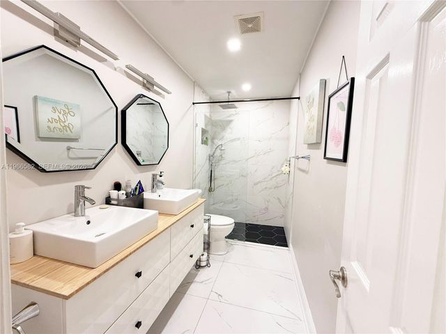 20888 Sugarloaf Ln, Boca Raton, FL 33428