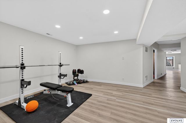 11884 Lewison Lane, Gretna, NE 68028