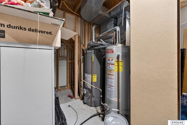 11884 Lewison Lane, Gretna, NE 68028