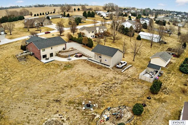 11884 Lewison Lane, Gretna, NE 68028