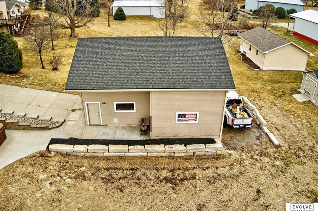11884 Lewison Lane, Gretna, NE 68028