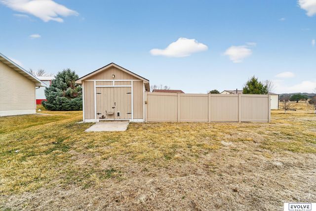 11884 Lewison Lane, Gretna, NE 68028
