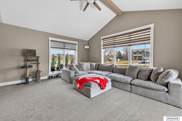 11884 Lewison Lane, Gretna, NE 68028