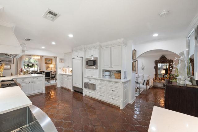 2202 Highland Circle, Corsicana, TX 75110