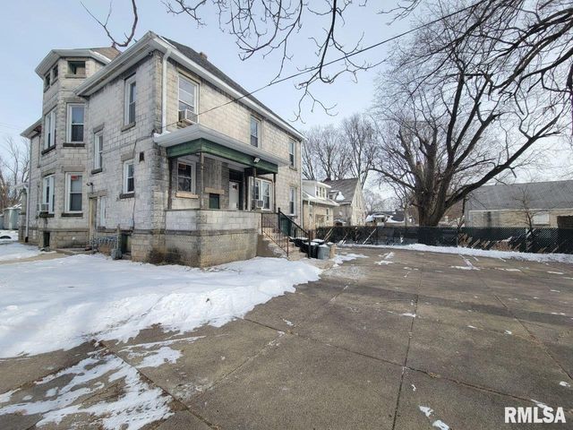 1102 E FRYE Street, Peoria, IL 61603