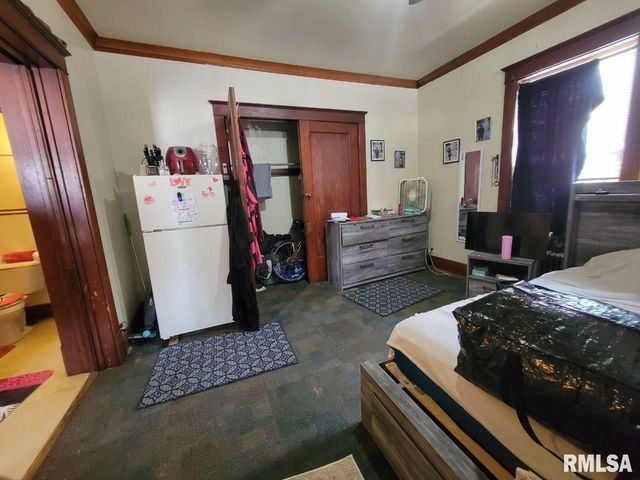 1102 E FRYE Street, Peoria, IL 61603