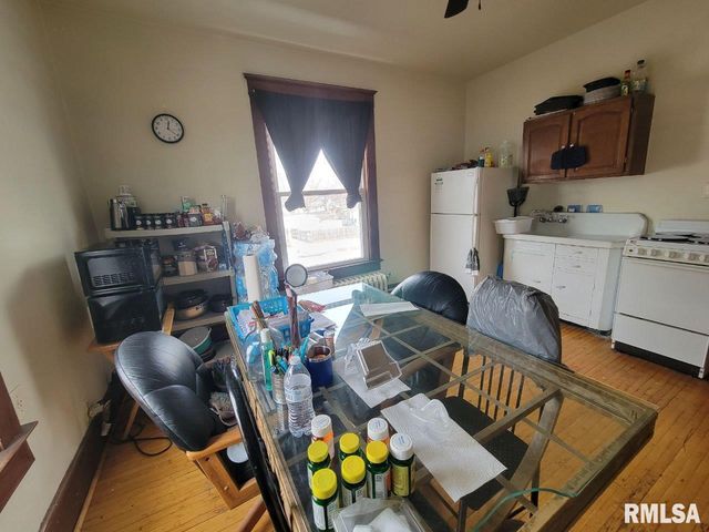 1102 E FRYE Street, Peoria, IL 61603