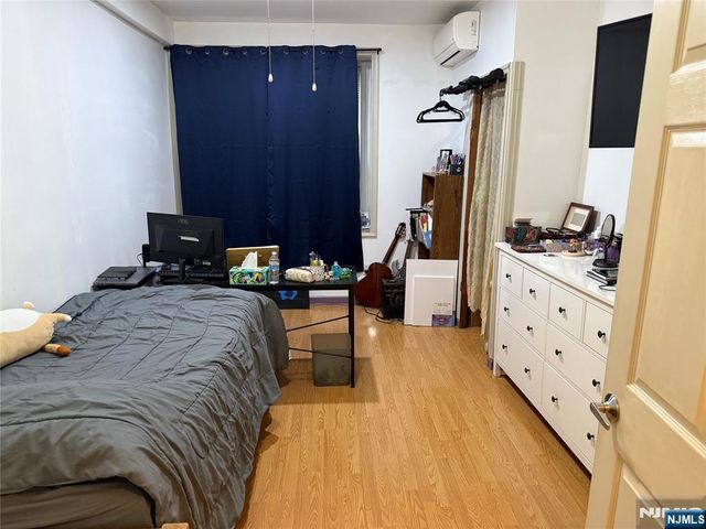 27 Passaic Avenue, Nutley, NJ 07110