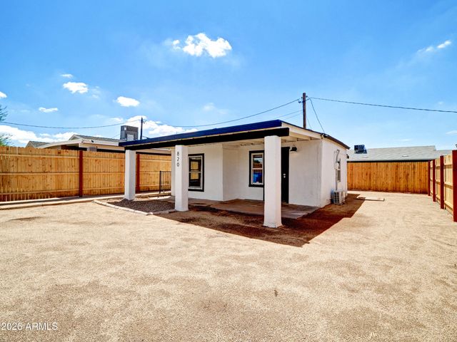 830 S 15th Avenue, Phoenix, AZ 85007