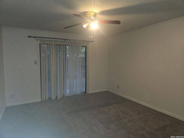 320 Station St Apt 101, Converse, TX 78109