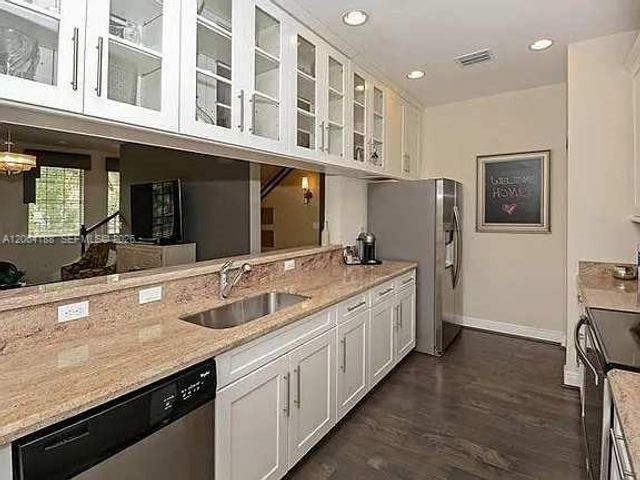 837 SW 147th Ave 1410, Pembroke Pines, FL 33027