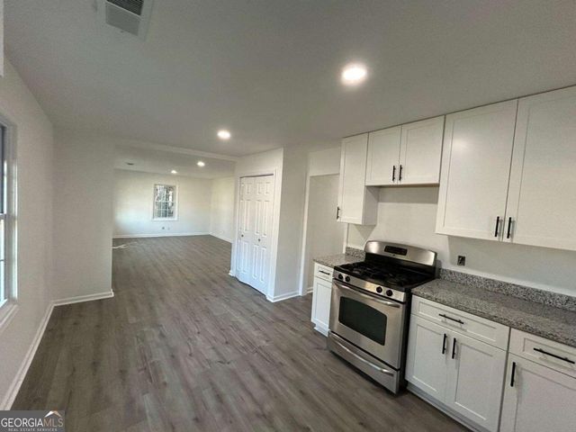 8184 Laurel Drive SW, Covington, GA 30014