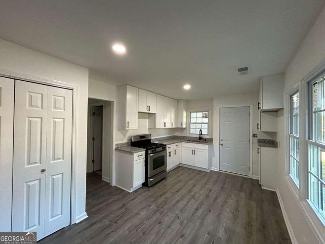 8184 Laurel Drive SW, Covington, GA 30014