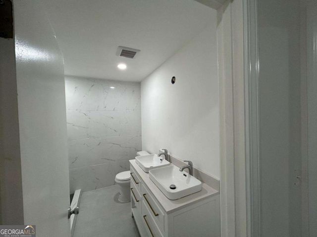 8184 Laurel Drive SW, Covington, GA 30014