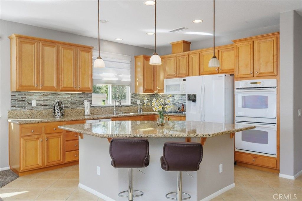 Image 7 of property listing at 29142 White Canyon Drive, Menifee, CA 92584