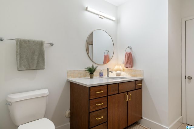 2222 2nd Ave N Ste 205, Birmingham, AL 35203