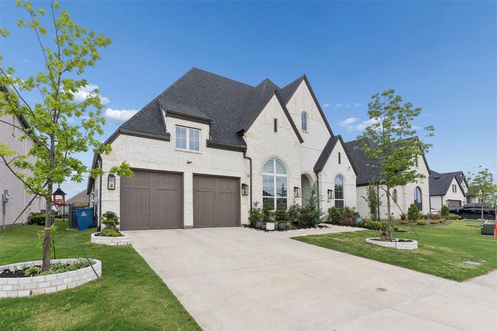 1939 Apple Tree Drive, Rockwall, TX 75087