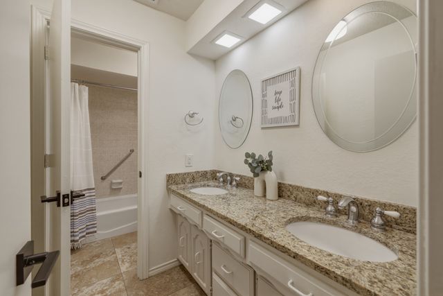 9510 Hill View Drive, Dallas, TX 75231