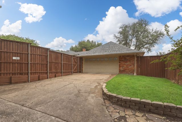 9510 Hill View Drive, Dallas, TX 75231