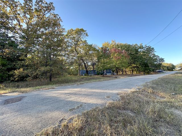 134 Thrush Road, Mabank, TX 75156