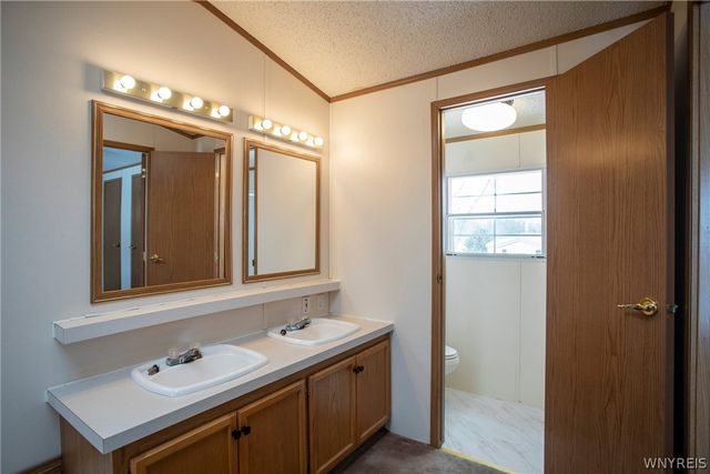 61 Green Valley Estates, Great Valley, NY 14741