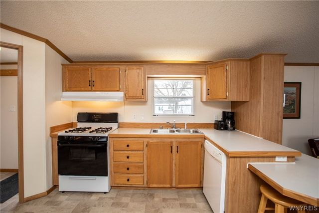 61 Green Valley Estates, Great Valley, NY 14741