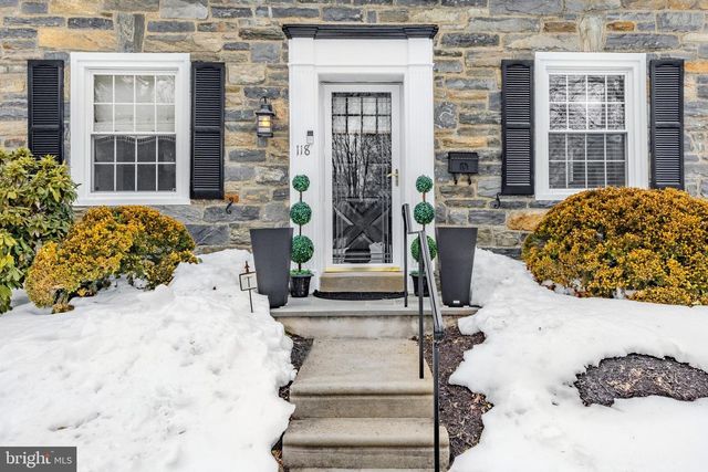 118 PRINCETON RD, Havertown, PA 19083