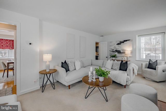 118 PRINCETON RD, Havertown, PA 19083