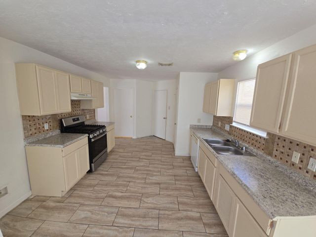 21802 Westfield Ridge Drive, Houston, TX 77073