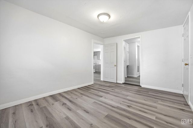 718 Lincoln Avenue, Bakersfield, CA 93308
